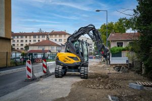 mecalac-skid-cingolato-8MCR-10